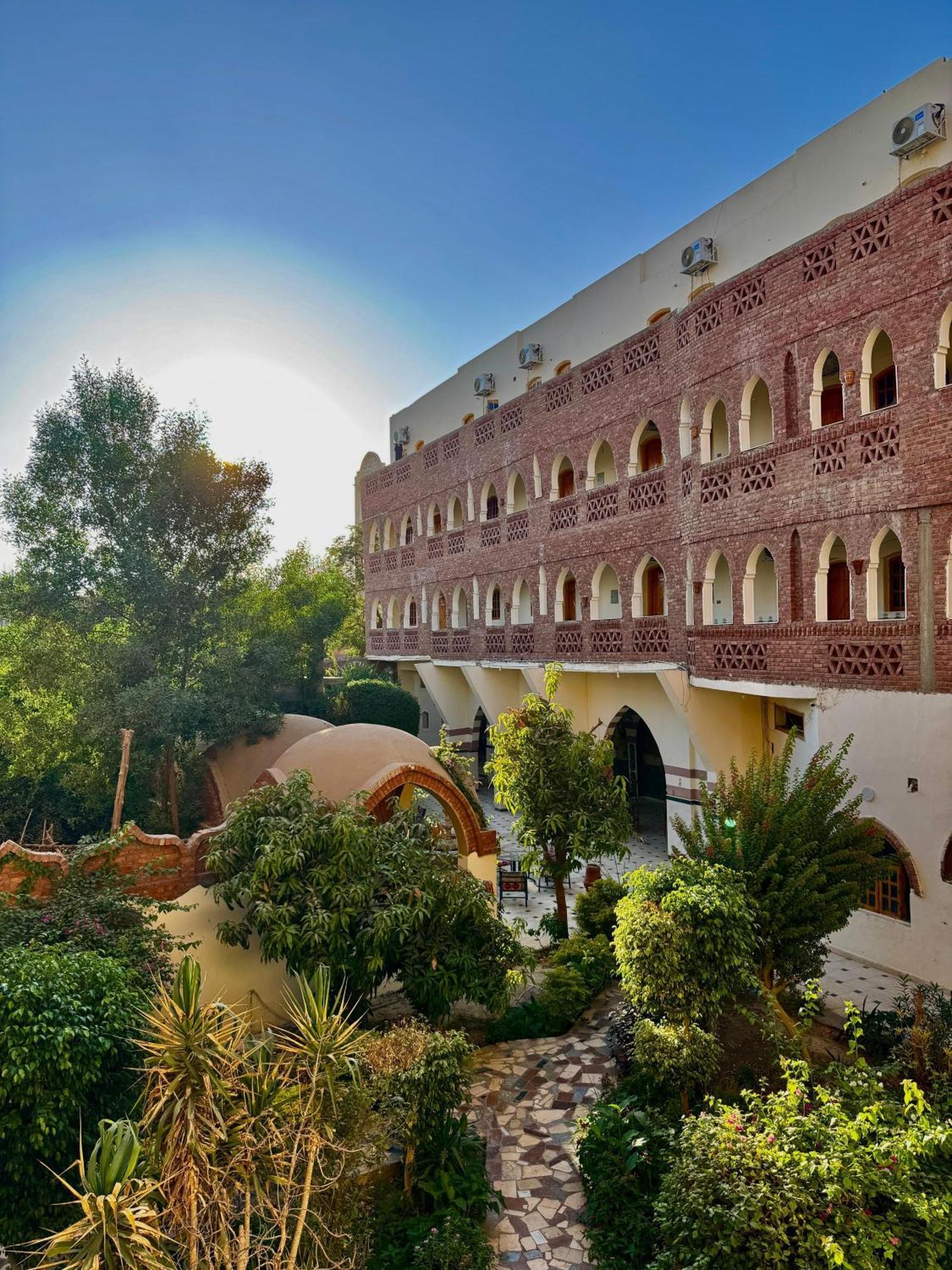 Hotel Sheherazade ลักซอร์ ภายนอก รูปภาพ