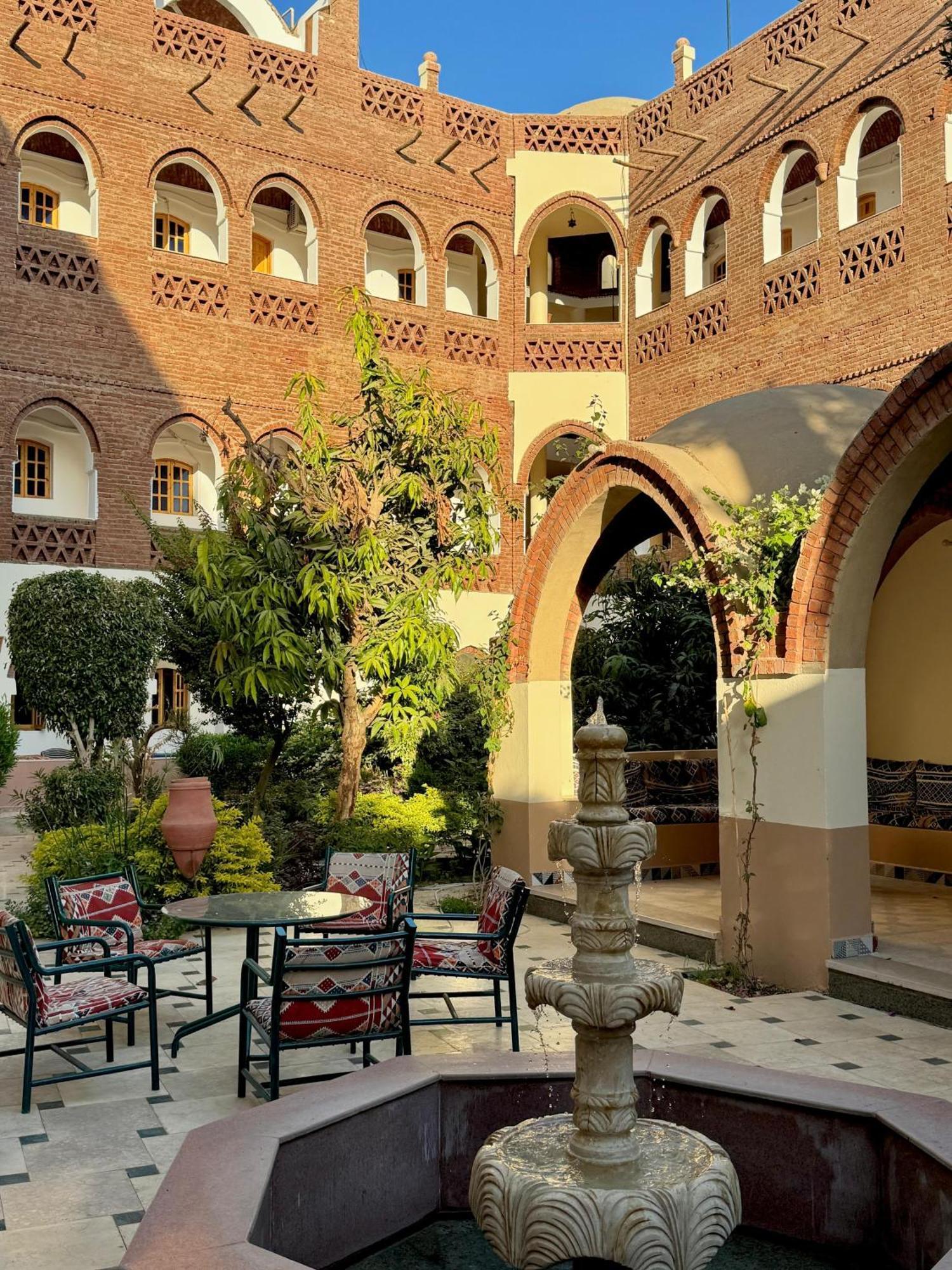 Hotel Sheherazade ลักซอร์ ภายนอก รูปภาพ